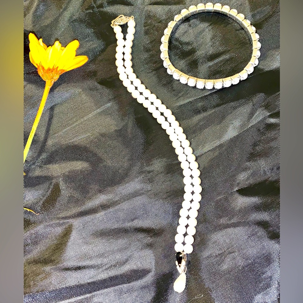 ❤️Pearls and Rhinestones Necklace Bracelet Stretch Black Gem Pear Shaped Pearl